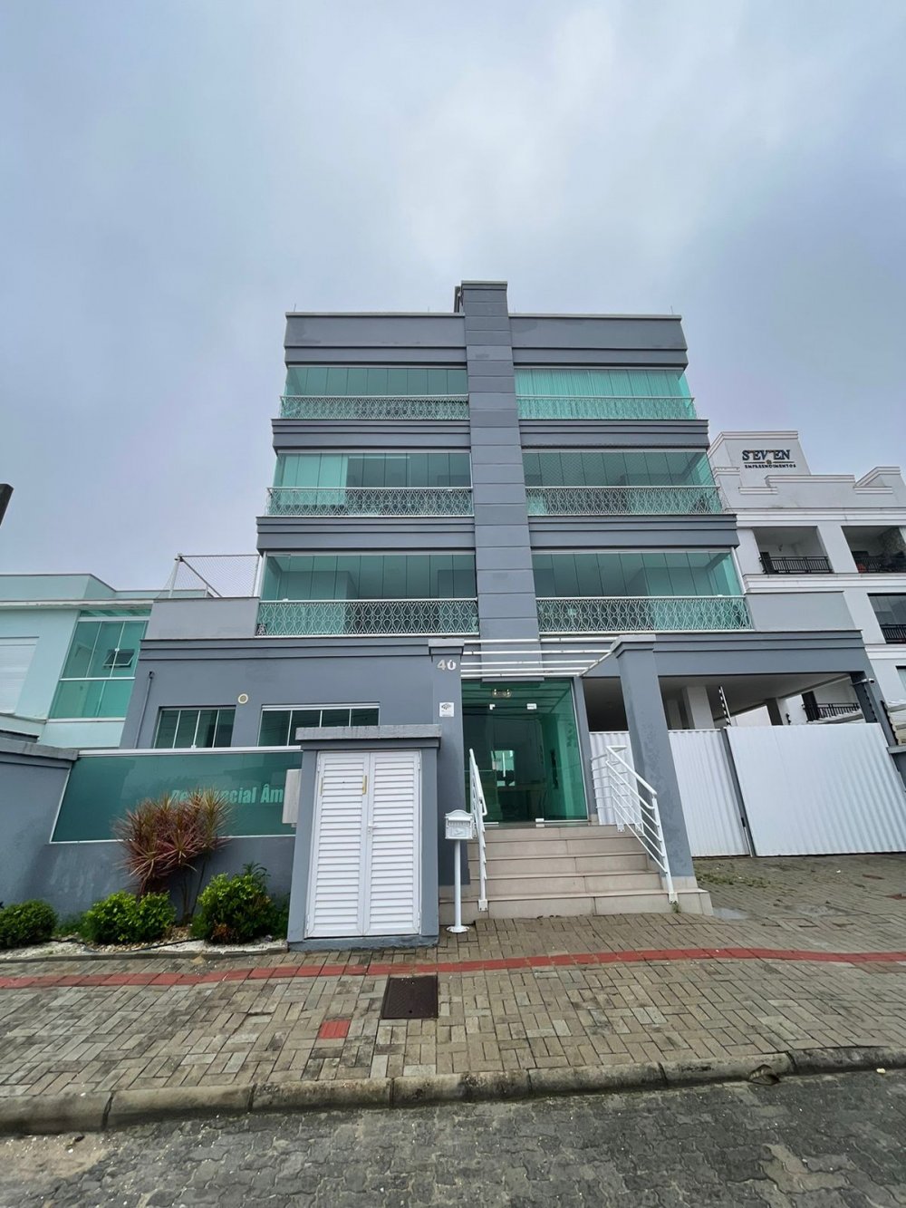 Apartamento - Venda - Universitário - Tijucas - SC